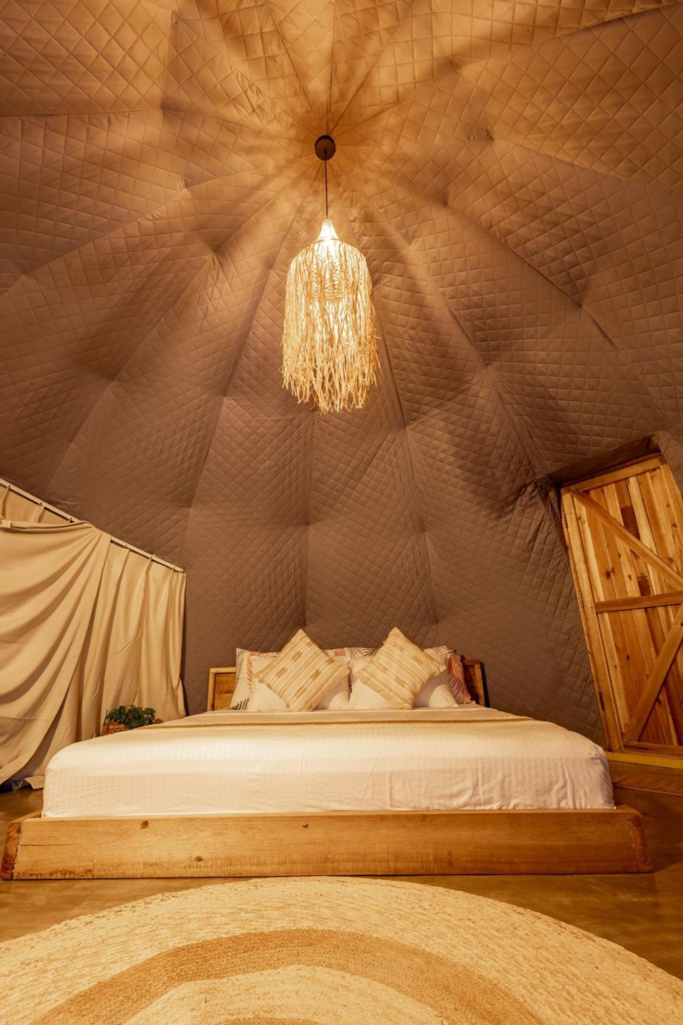 Domes And Dreams Lio Glamping Hotel El Nido Exterior foto