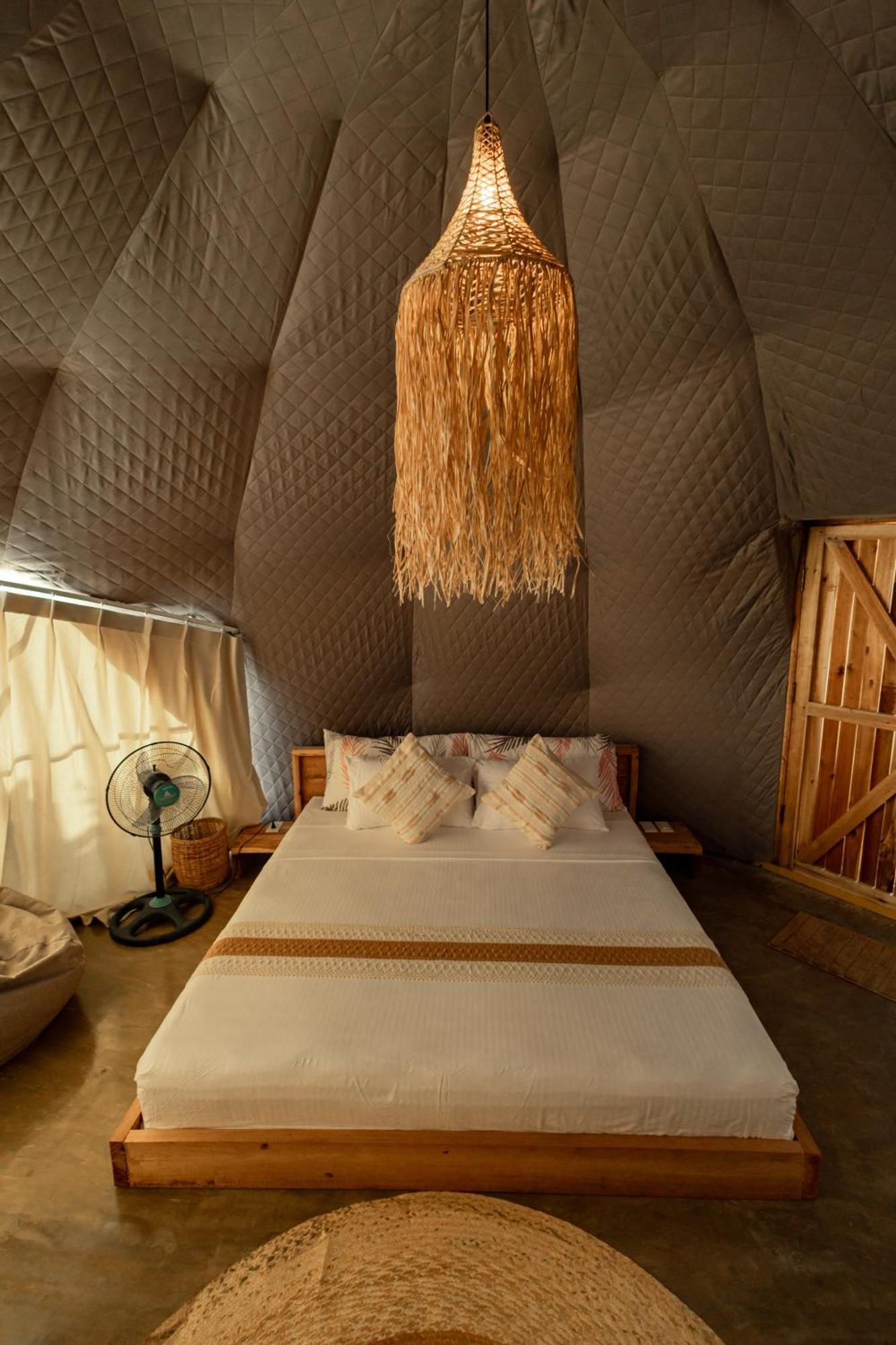 Domes And Dreams Lio Glamping Hotel El Nido Exterior foto